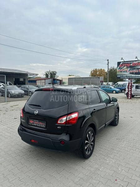 Nissan Qashqai + 2 2.0 dci
