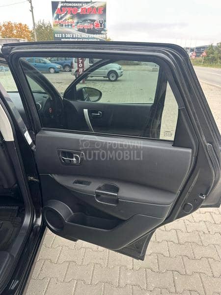 Nissan Qashqai + 2 2.0 dci