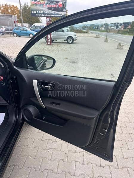 Nissan Qashqai + 2 2.0 dci