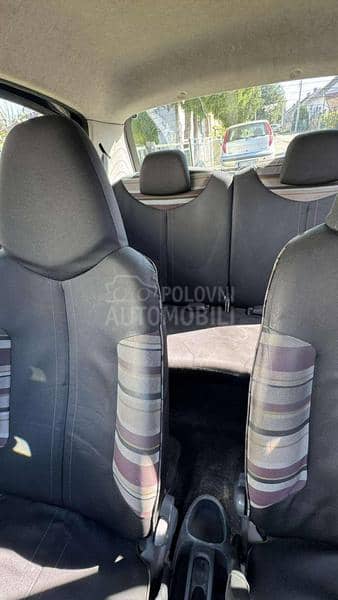 Citroen C1 1.0 70hp robot