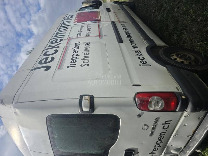Nissan Interstar 2.5dci MAXI