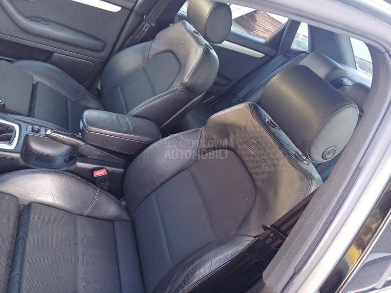 Audi A4 2.0 TDI/S-LINE/