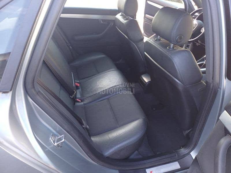 Audi A4 2.0 TDI/S-LINE/