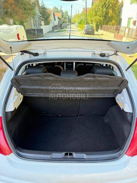 Peugeot 207 1.4b
