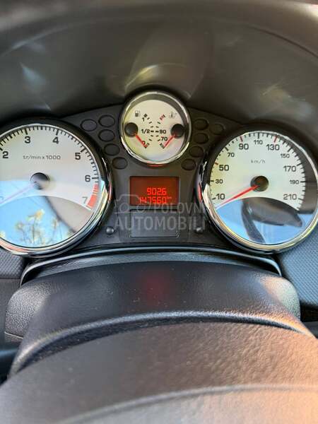 Peugeot 207 1.4b