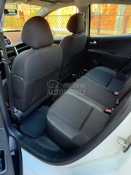 Peugeot 207 1.4b