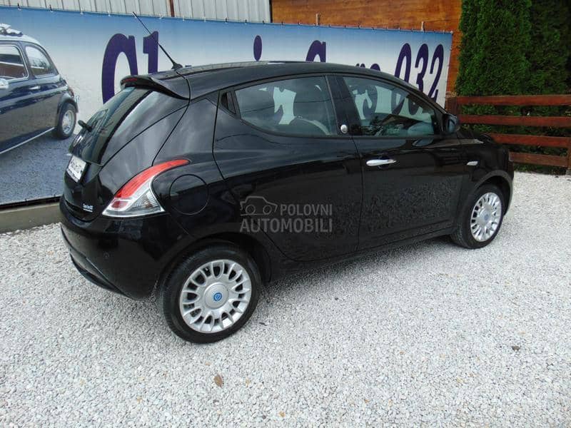 Lancia Ypsilon 1.2 TNG