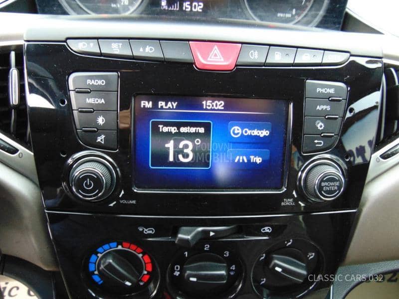 Lancia Ypsilon 1.2 TNG