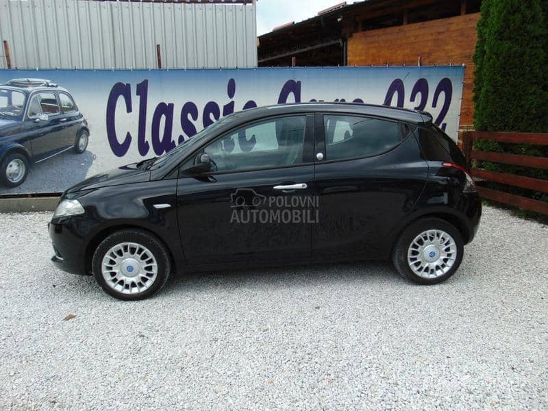 Lancia Ypsilon 1.2 TNG