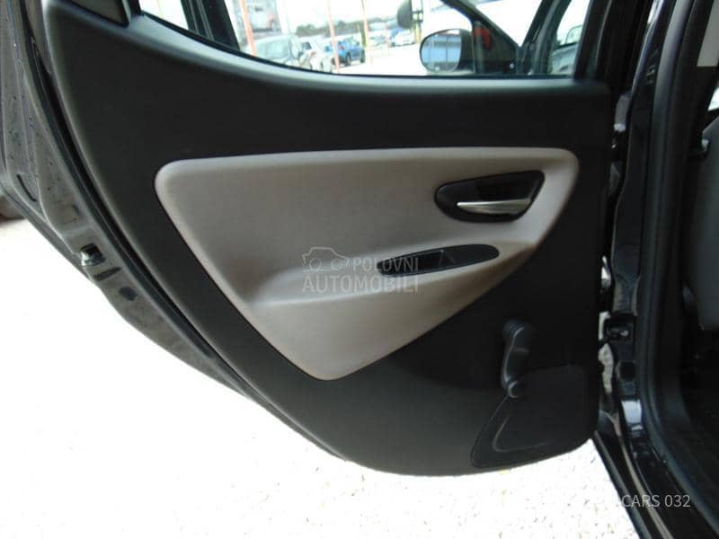 Lancia Ypsilon 1.2 TNG