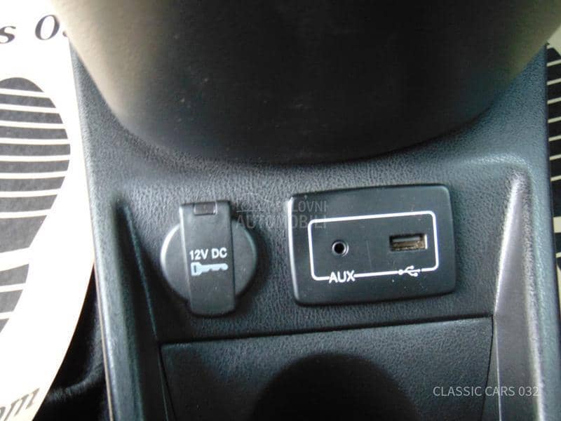 Lancia Ypsilon 1.2 TNG