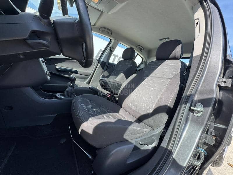 Opel Corsa D 