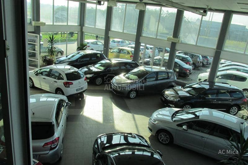 Peugeot 2008 1.5 BLU 8mm ALU LED