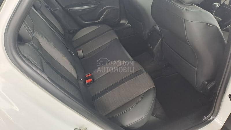 Peugeot 2008 1.5 BLU 8mm ALU LED