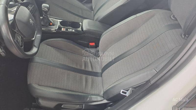 Peugeot 2008 1.5 BLU 8mm ALU LED