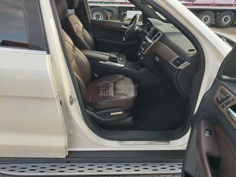 Mercedes Benz ML 350 
