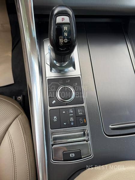 Land Rover Range Rover Sport 3.0 HSE Land Rover Range Rover Sport 3.0 HSE