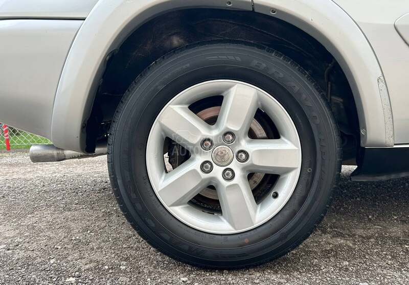 Toyota RAV 4 2.0d 4x4 FABRIKA