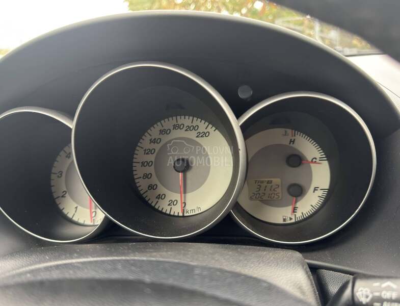 Mazda 3 1.6 HDi