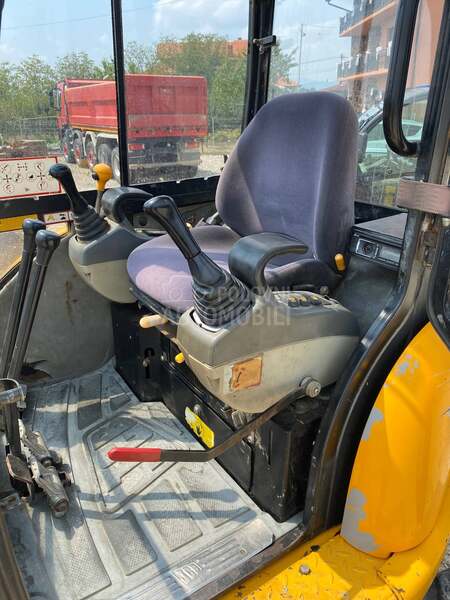 JCB 8032 SVAJCARA