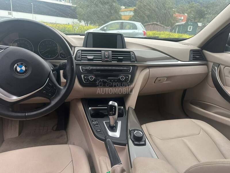 BMW 328 i X Drive CH