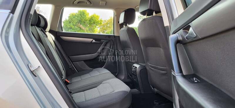 Volkswagen Passat B7 DIODA/XEN/NA.VI