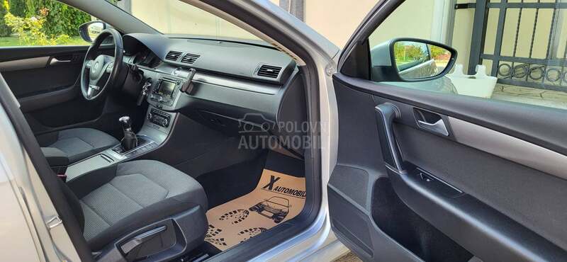 Volkswagen Passat B7 DIODA/XEN/NA.VI