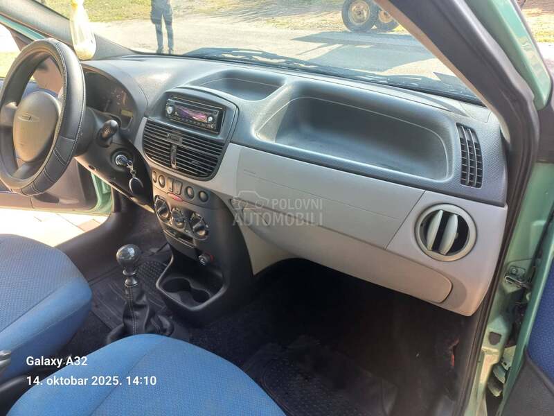 Fiat Punto 1.2 8v