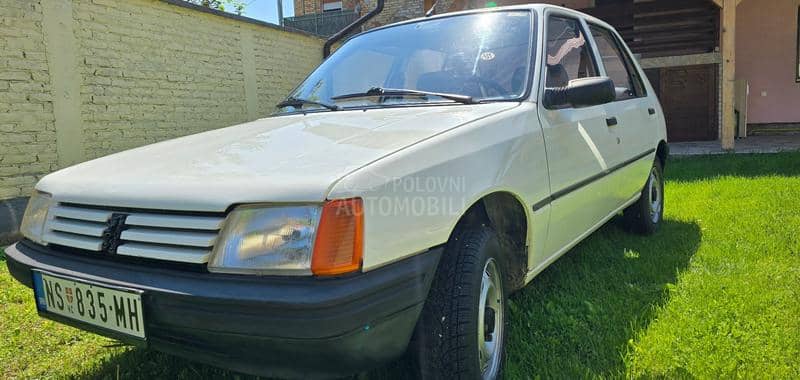 Peugeot 205 1.2cc, 49 hk