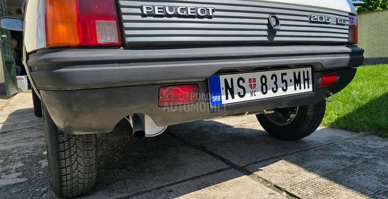 Peugeot 205 1.2cc, 49 hk