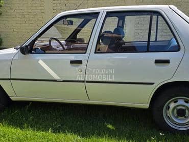 Peugeot 205 1.2cc, 49 hk
