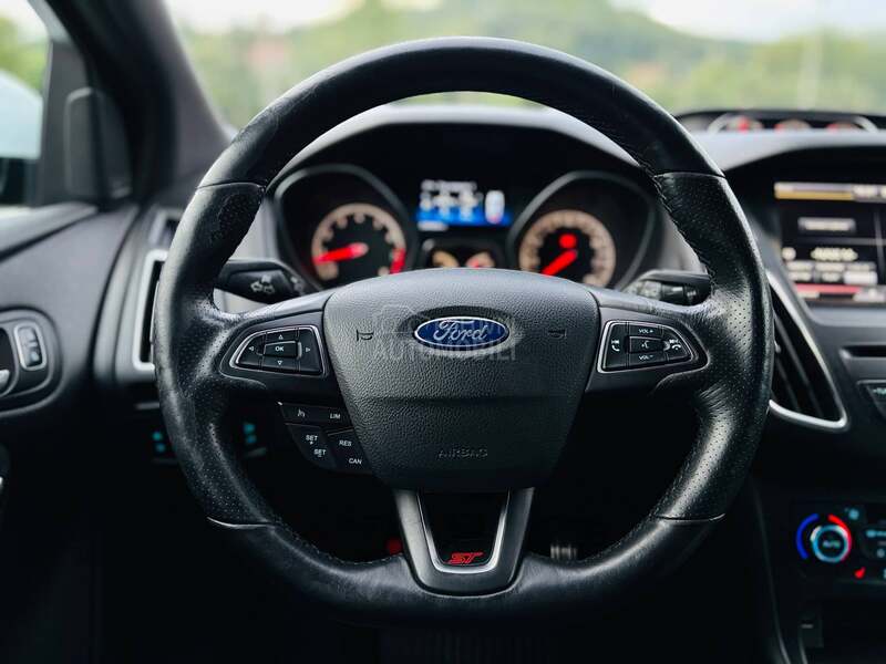 Ford Focus ST