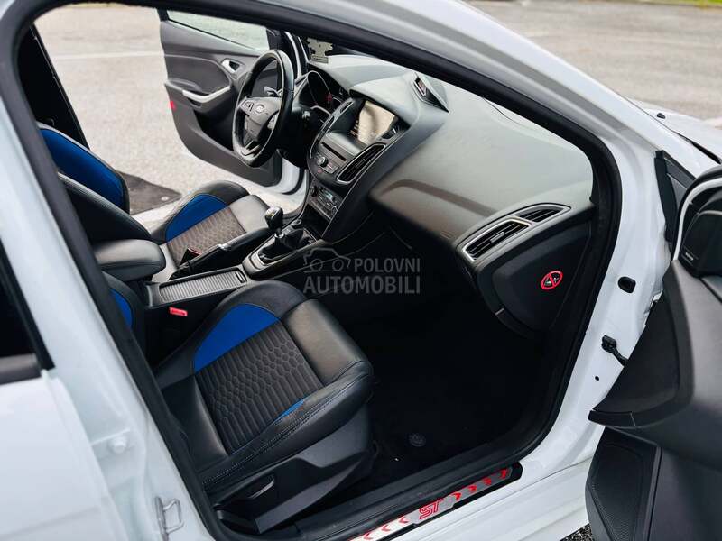 Ford Focus ST