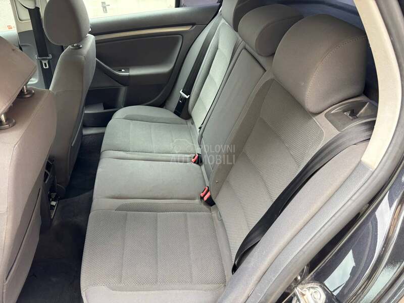 Volkswagen Golf 5 1.9TDi reg 77