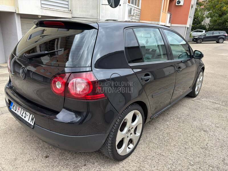 Volkswagen Golf 5 1.9TDi reg 77