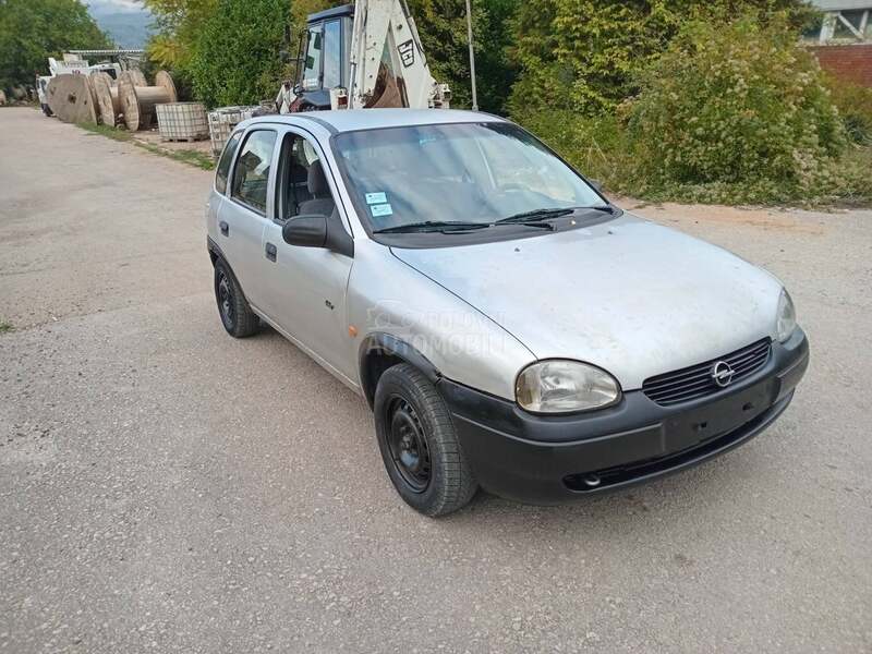 Opel Corsa B 