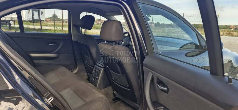 BMW 320 2,0 aut NOV restajli