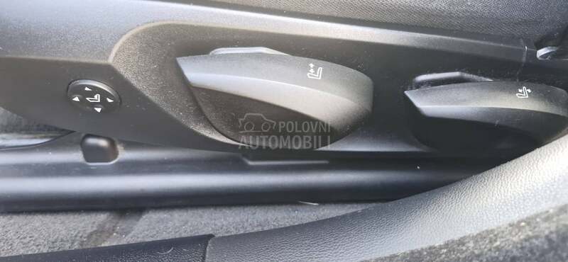 BMW 320 2,0 aut NOV restajli