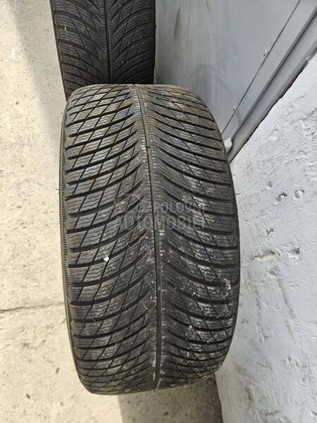 Michelin 245/45 R18 Zimska