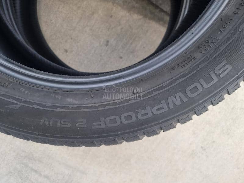 Nokian 235/55 R19 Zimska