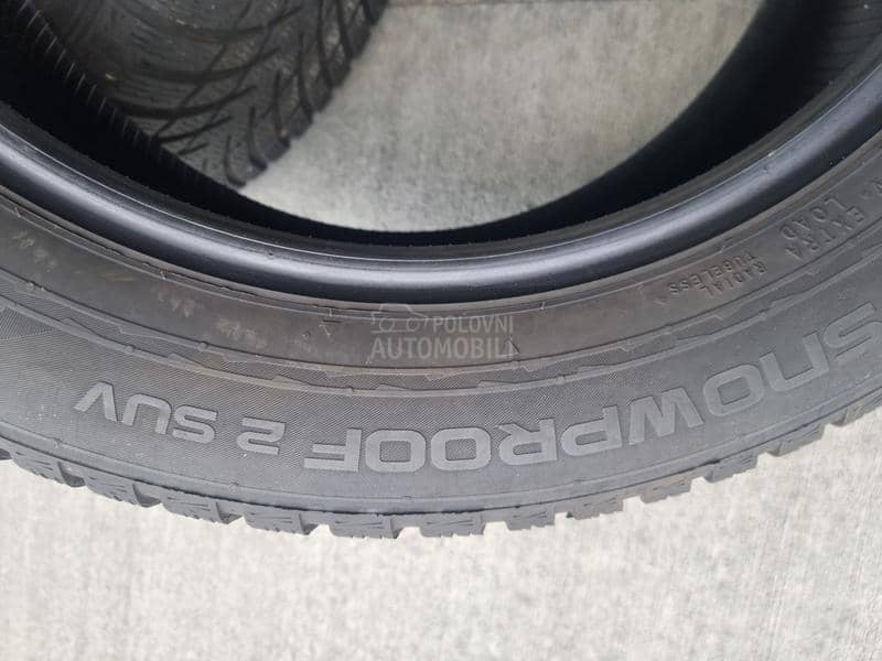 Nokian 235/55 R19 Zimska