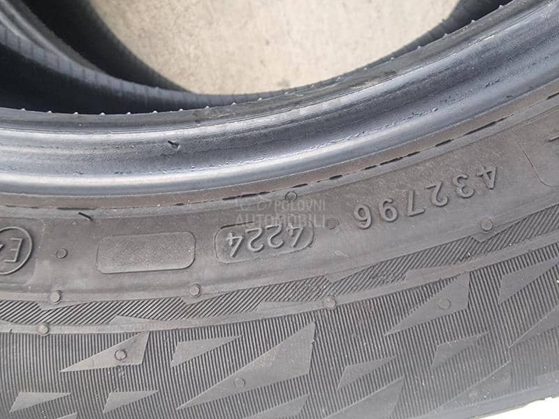Nokian 235/55 R19 Zimska