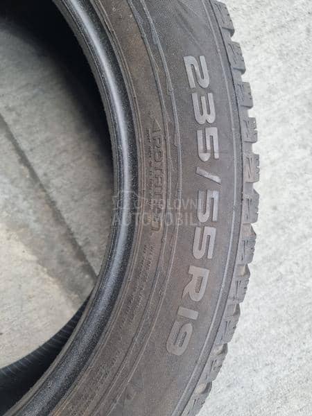 Nokian 235/55 R19 Zimska