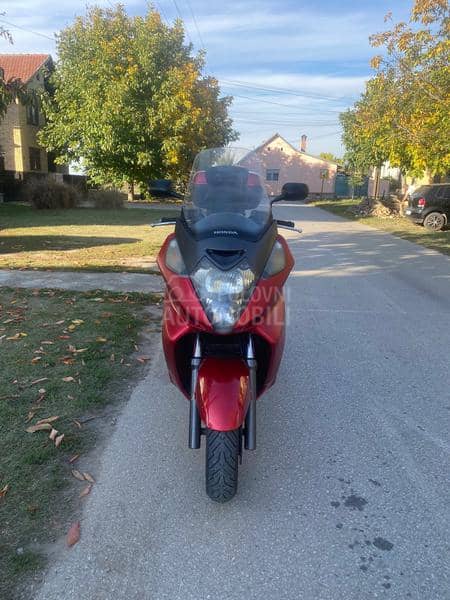 Honda Silver Wing 400