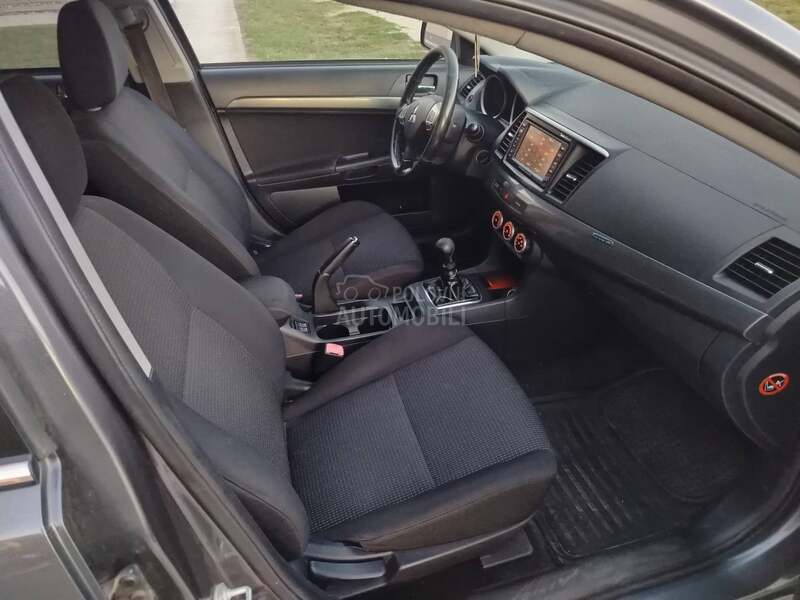 Mitsubishi Lancer 2.0