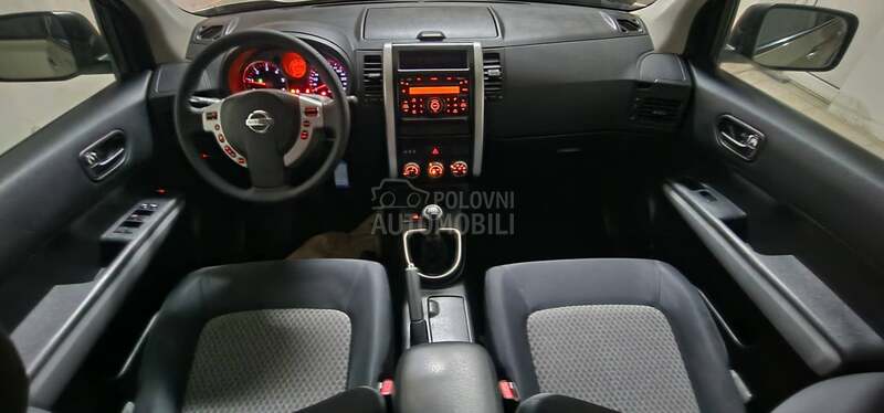 Nissan X-Trail 4x4 O.D.L.I.C.A.N CH
