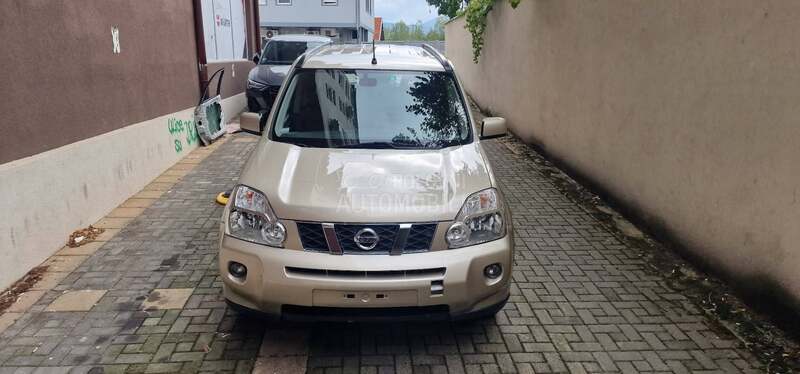 Nissan X-Trail 4x4 O.D.L.I.C.A.N CH