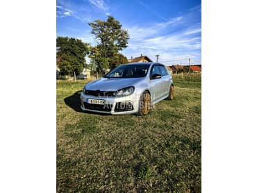 Volkswagen Golf 6 R 2.0 TSI 4X4