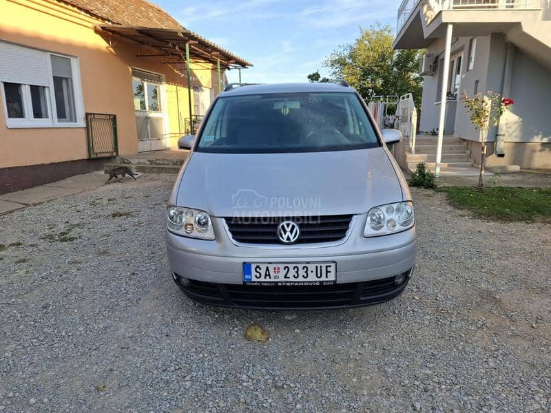 Volkswagen Touran 1.9 TDI  7 SED Volkswagen Touran 1.9 TDI  7 SED
