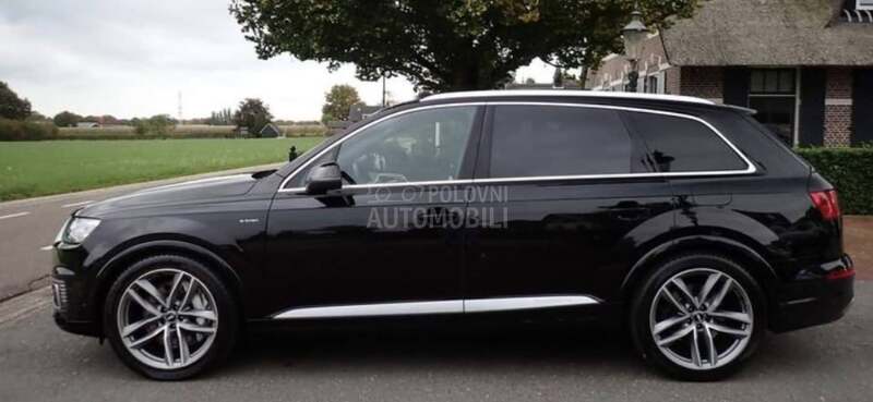 Audi Q7 E tron S line